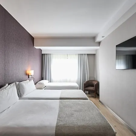 Catalonia Atenas Hotel 4*