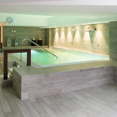 Catalonia Atenas Hotel 4*