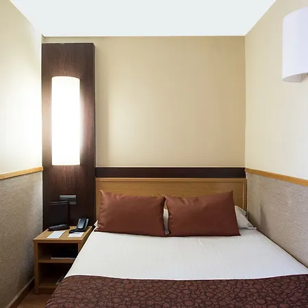 Hotel Catalonia Atenas 4*